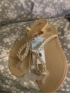 Shade & Shore Jelly Rhinestone Women’s Size 9 Tan Sandals, new with tags
